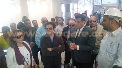 بالصور.. هاني شاكر يزور مستشفى الأورمان لعلاج السرطان بالأقصر