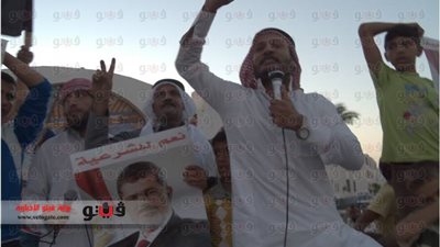 بالفيديو والصور.. مؤيدو المعزول ينظمون مسيرة بالسيارات في طور سيناء