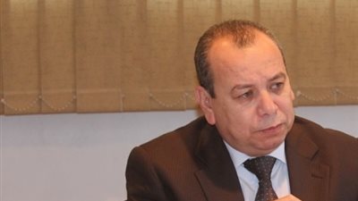 محافظ دمياط يتفقد «سوق الأسماك» بشطا فجرًا لمراقبة الأسعار