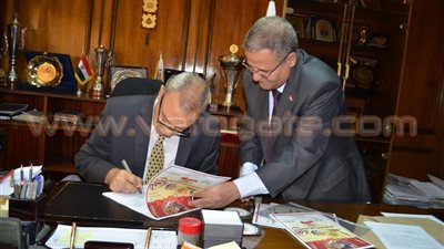 بالصور.. اعتماد نتيجة الشهادة الابتدائية في قنا