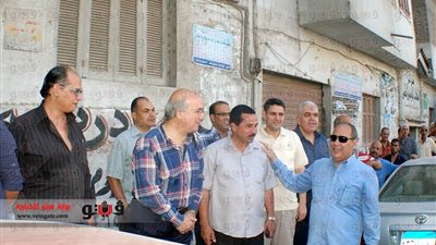 بالصور.. محافظ الشرقية يتفقد اللجان الانتخابية