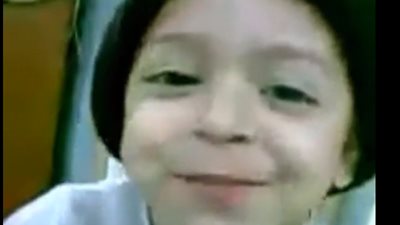 القصة الكاملة لمقتل الطفل «أنس» ودفنه مع مصحفه بالشرقية.. المتهم تخلص منه خوفا من افتضاح أمره.. الأهالي يهدمون منزل القاتل.. عمة الضحية: القرية غاضبة منذ صلاة الجنازة.. «ولو شافوا القات