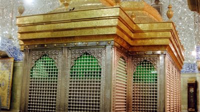 «عاشوراء» موحد الأديان.. صيام 10 محرم مستحب عند السنة لحديث «يُكَفِّر السَّنة الماضيةَ».. احتفالات «بكائية» عند الشيعة حزنا على مقتل الحسين.. واليهود يحتفلون بغفران الرب 