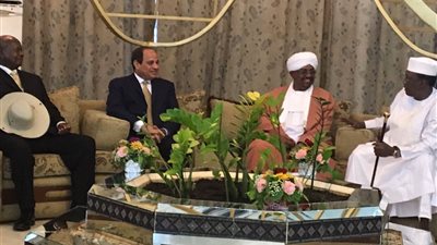 5 صور ترصد مشاركة السيسي في مؤتمر الحوار الوطني بالخرطوم