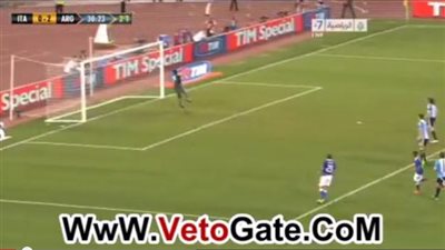 بالفيديو - انسينيا يقلص الفارق لإيطاليا في مرمى الأرجنتين