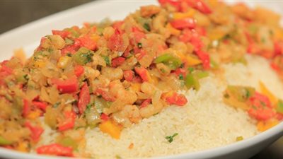 أسرع طريقة لعمل الأرز بالجمبري لعزومة مميزة