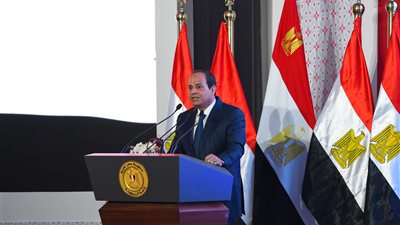 أسبوع رئاسي للتخفيف عن الشعب.. «السيسي» يتابع موقف المشروعات الكبرى.. يبحث مع الحكومة توفير السلع وضبط الأسعار ورعاية محدودي الدخل.. ينعى «زويل».. يؤكد دعم الدولة للأزهر.. وطرح شرك