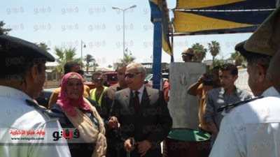 بالصور.. مدير أمن السويس يتفقد اللجان الانتخابية بمدرسة محمد حافظ