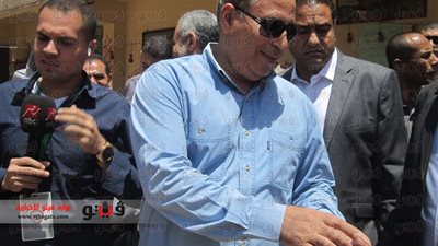 بالفيديو والصور.. محافظ الشرقية يدلي بصوته بمدرسة ناصر النموذجية بالزقازيق