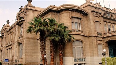 جامعة عين شمس تطلق قناة تليفزيونية