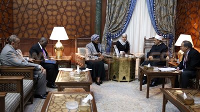 الطيب لسفيرة مالاوي: العالم أحوج ما يكون للأزهر الشريف