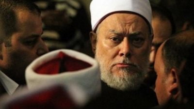 بالفيديو.. تفاصيل جديدة في «محاولة اغتيال علي جمعة».. «المفتي السابق» يستأذن الخطيب لإرسال رسالة للإرهابيين بعد النجاة.. التحريات الأولية: الجناة فروا للجبل.. و«فضح ممارسات ال