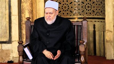 كبار العلماء تدين محاولة اغتيال علي جمعة: «لن تثني العلماء عن رسالتهم»