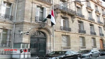 مظاهرة بالقرب من السفارة المصرية بالجزائر تطالب بطرد السفير