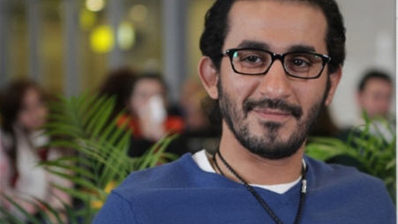  الفنان أحمد حلمى