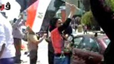 بالفيديو..وصلة رقص بلدي لفتيات بالمنصورة أمام لجان التصويت