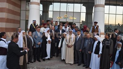 بالصور.. محافظ الفيوم يستقبل وفدا من مجلس القبائل المصرية والعربية