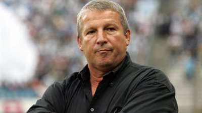 الفرنسي «كوربيس» يقترب من تدريب منتخب الجزائر