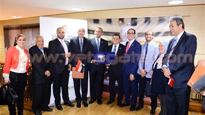 بدء التداول على «مستشفى كليوباترا» بالبورصة المصرية