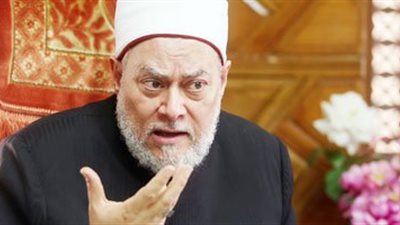 4 محاولات اغتيال بعد ثورة 30 يونيو.. واحدة نجحت بتصفية النائب العام هشام بركات.. استهداف «على جمعة» وتصوير العملية رغم فشلها.. حرق سيارة «أحمد كريمة».. الأمن يحبط مخطط لقتل «ع