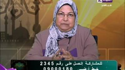 بالفيديو.. سعاد صالح تخطئ في آية قرآنية على الهواء