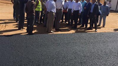 وزير الإسكان يتفقد تنفيذ مرافق مشروع «بيت الوطن» بالقاهرة الجديدة