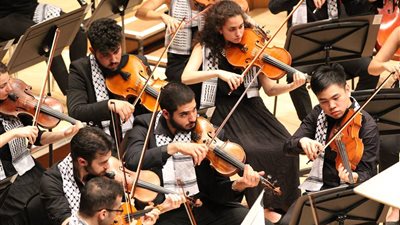 بالفيديو والصور.. أوركسترا فلسطين للشباب تختتم حفلاتها في لندن