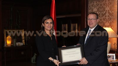 وزيرة التعاون الدولي تلتقي سفير كندا لبحث سبل التعاون الثنائي