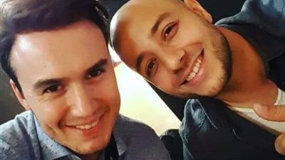 بالصور.. مصطفى جيجلي يُثير الجدل على مواقع التواصل بصورة مع ماهر زين