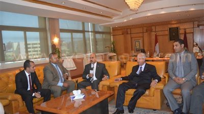 بالصور.. تكريم المتبرعين لصالح صندوق «تحيا مصر» بالفيوم