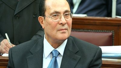 أبوزيد يغادر القاهرة متجهًا إلى الرياض لأداء 