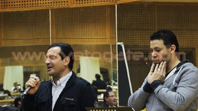 بالصور.. محمد ثروت في بروفات حفل عبدالحليم حافظ