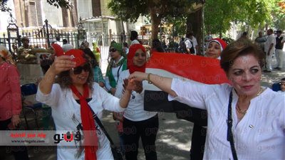 بالصور.. هوانم المهندسين يواصلن التصويت على أنغام الأغاني الوطنية