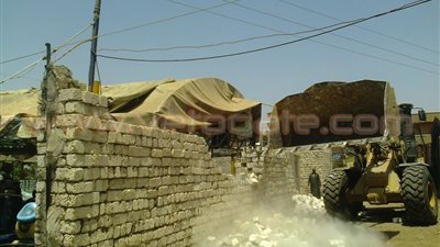 بالصور.. إزالة 44 حالة تعدٍ على الأراضي الزراعية بطوخ