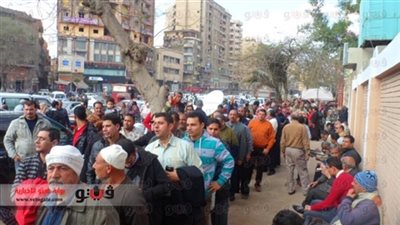 مطالب بتخصيص ساعة لتصويت الوافدين