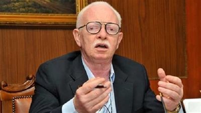 رئيس محكمة سابق لـ«قاضٍ»: وجودك في «رابعة» جريمة