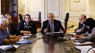 «صحة النواب» تكرم مديري مستشفيين بحضور وزير الصحة