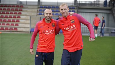 برشلونة يستعيد لاعبيه الدوليين قبل لقاء ديبورتيفو لاكرونيا