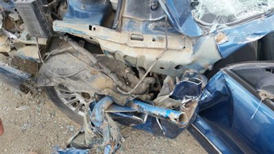 إصابة شخصين في حادث تصادم أمام القرية الذكية