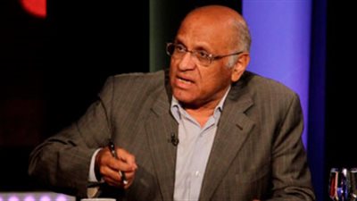 القعيد: قرار 