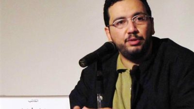 بلال فضل يُهنئ الأقباط بالعيد