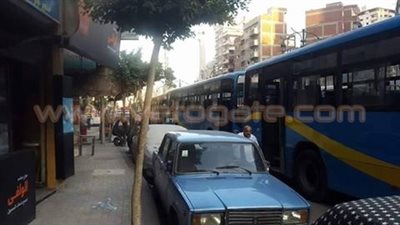 تكدس مروري في شارع 45 بالإسكندرية بسبب أتوبيسات النقل العام