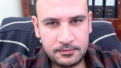 مواطن يطالب بتطبيق نظام التيرمين للطلاب المصريين بالخارج