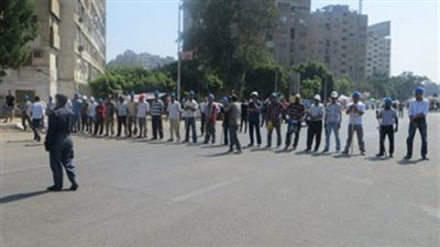 أهالي شبرا الخيمة يغلقون كوبري عرابي بلجان شعبية