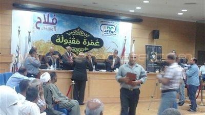 «طهطا» تفوز بالمركز الثالث في زراعة القمح بالتكنولوجيا الحديثة