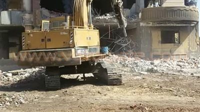 القليوبية تعيد تخطيط قرى المثلث الذهبي للقضاء على العناصر الإجرامية.. تقسيم المنطقة إلى مربعات لملاحقة المجرمين.. إزالة 15 مبنى بالجعافرة تابعين لتجار المخدرات.. وإرسال قوافل دينية للتوعية إسبوعيا