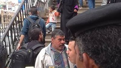 بالصور.. رفع إشغالات الباعة الجائلين بمحيط مستشفى الدمرداش