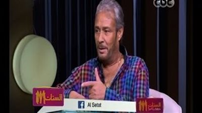بالفيديو.. فاروق الفيشاوي: «ابني موهوب أكثر مني»