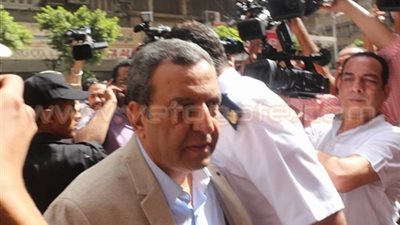 بدء محاكمة «نقيب الصحفيين» بتهمة نشر أخبار كاذبة