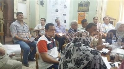 العاملون بالضرائب يجمعون توكيلات لإسقاط قانون الخدمة المدنية